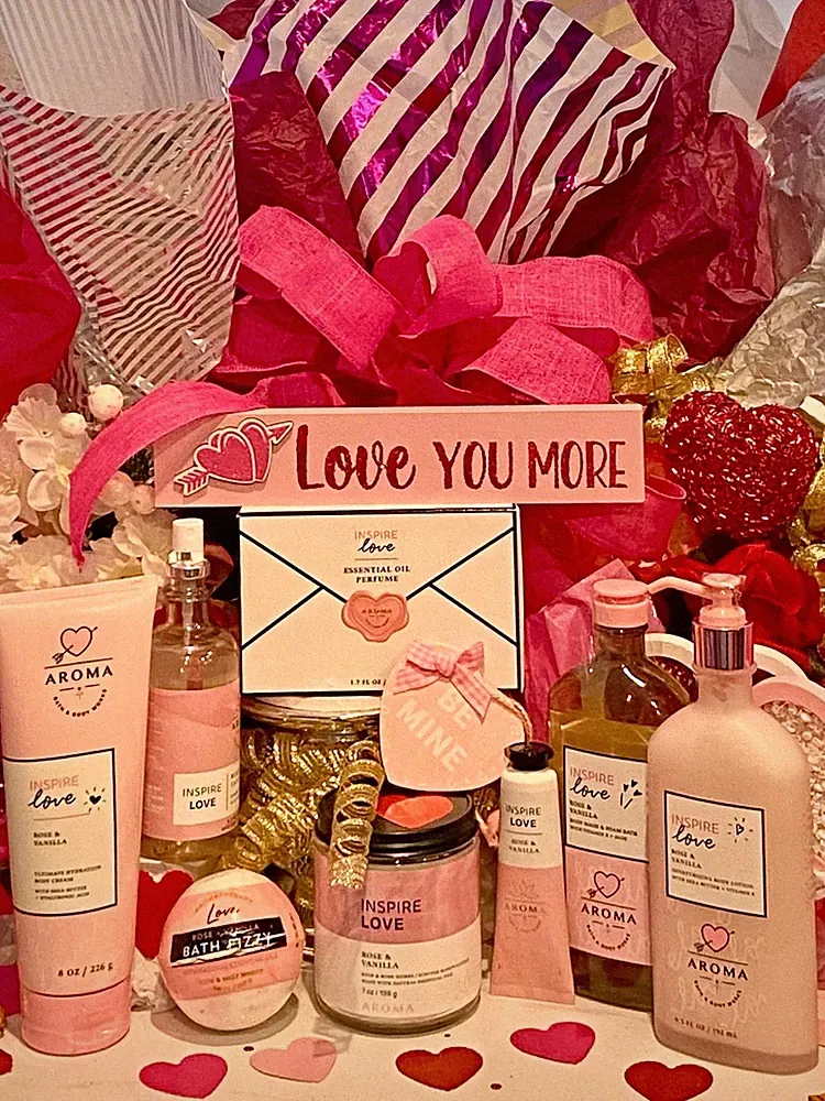 10 pc Gift SET Bath & Body Works Aromatherapy LOVE ROSE + VANILLA w/EDP, Candle